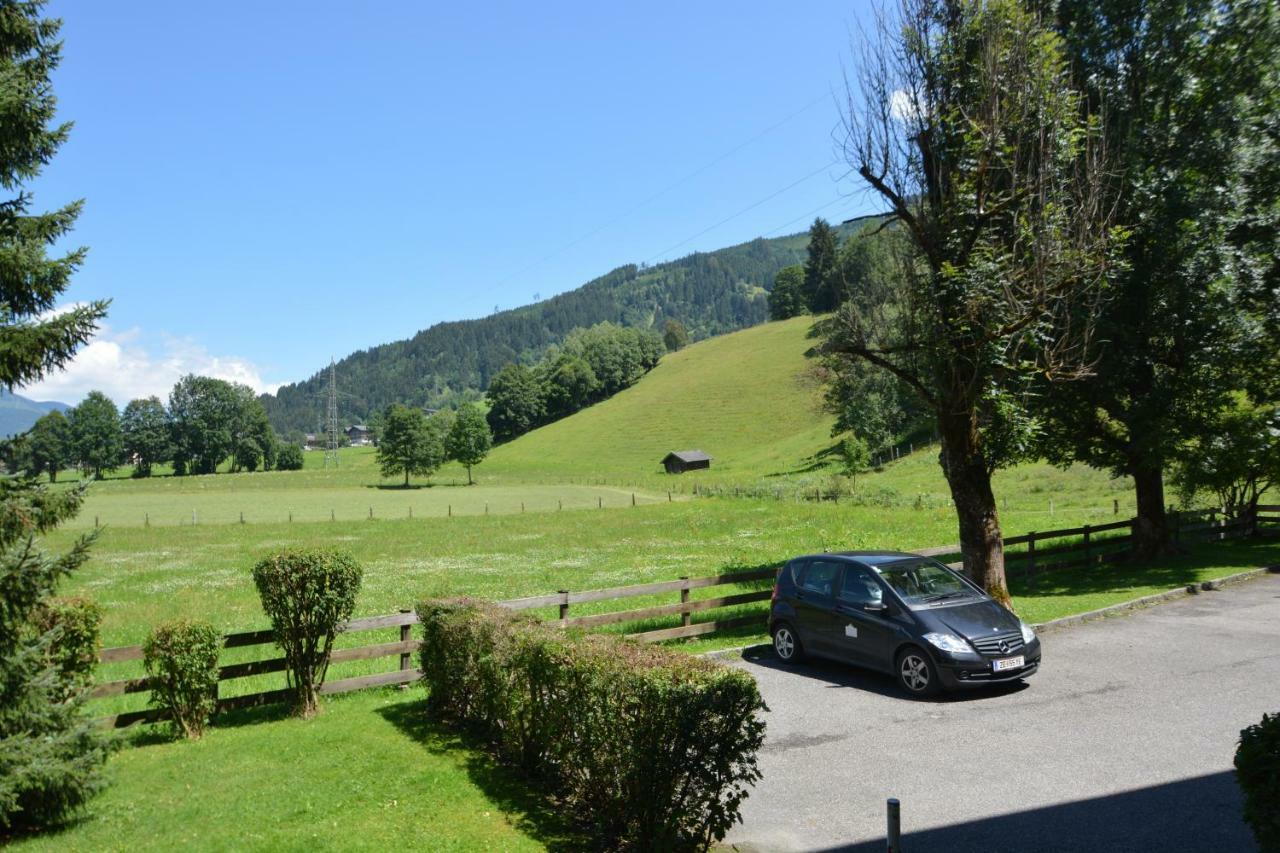 Low Budget Apartment Kitz 10 Kaprun Kültér fotó